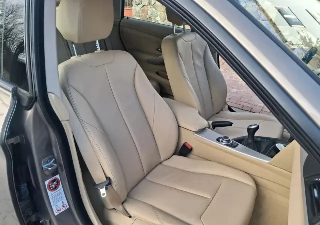 BMW 3GT 318d Luxury Line