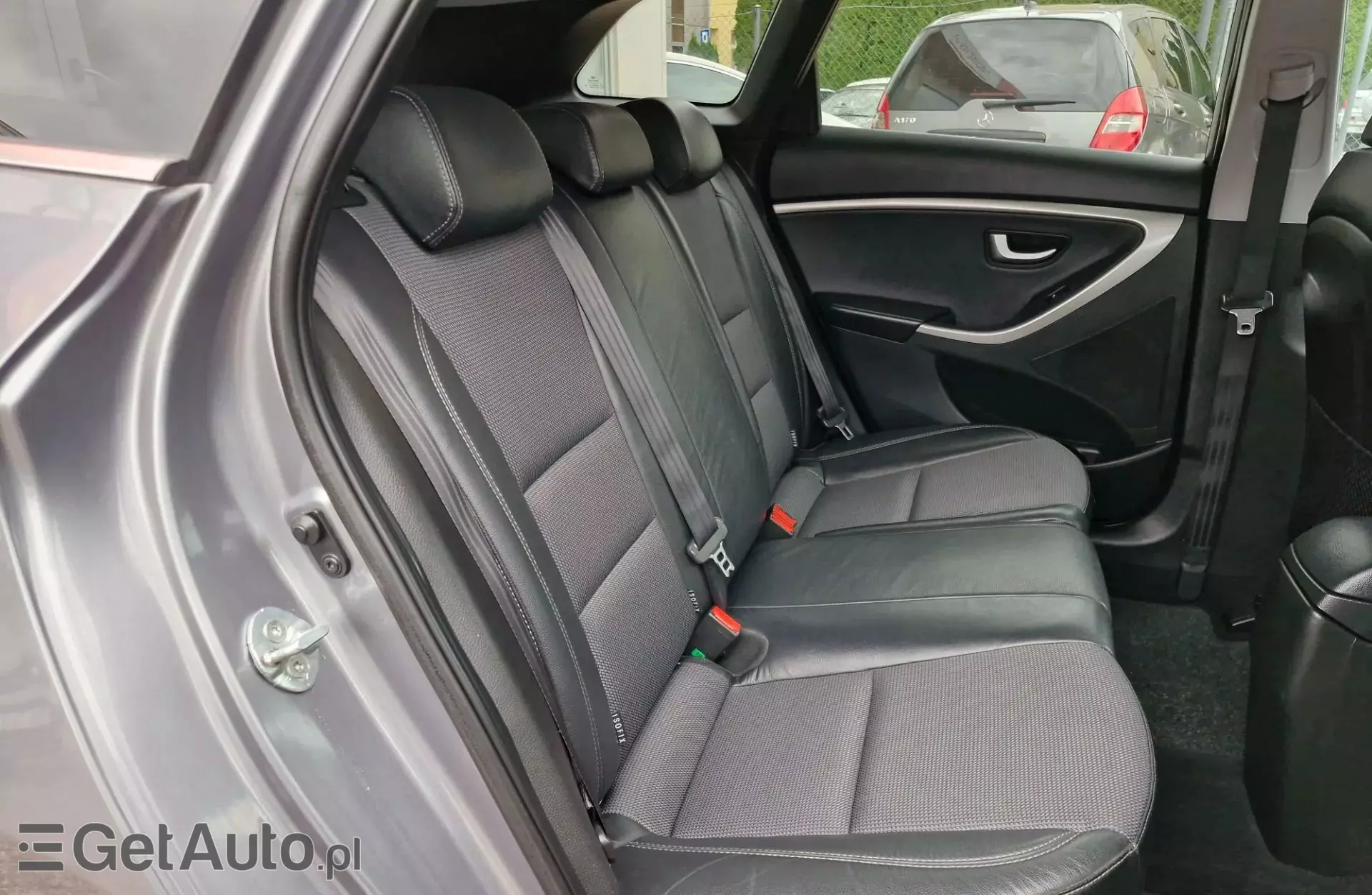 HYUNDAI I30 1.6 CRDi (110 KM)