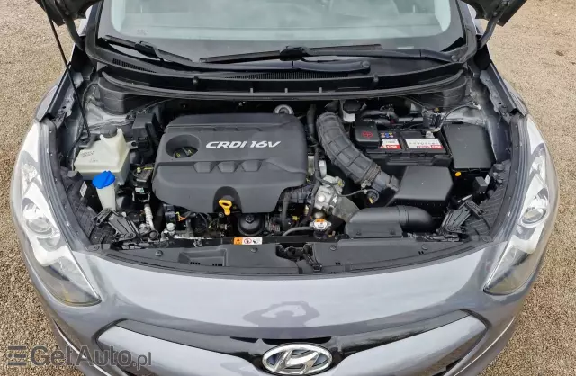 HYUNDAI I30 1.6 CRDi (110 KM)