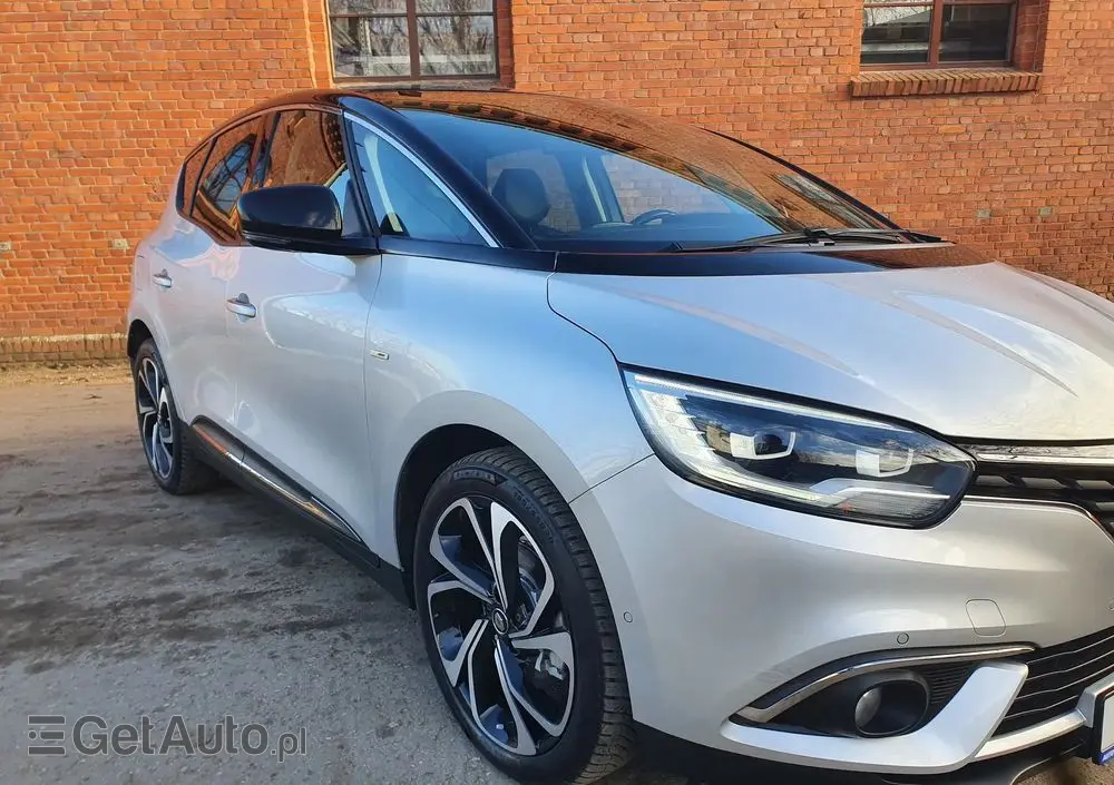 RENAULT Scenic TCe 140 GPF BLACK EDITION