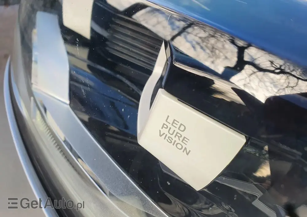 RENAULT Scenic TCe 140 GPF BLACK EDITION