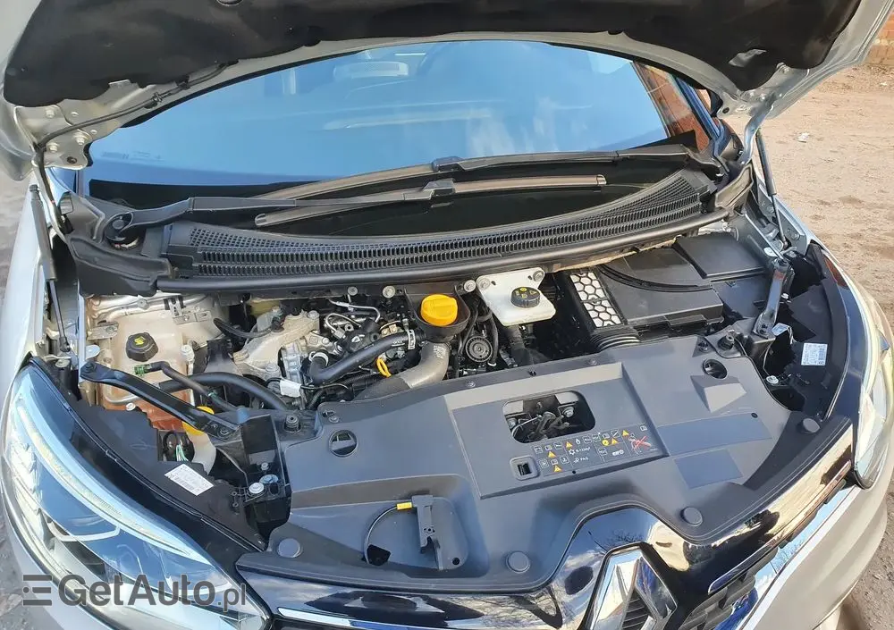 RENAULT Scenic TCe 140 GPF BLACK EDITION