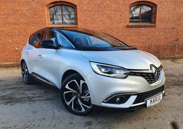 RENAULT Scenic TCe 140 GPF BLACK EDITION