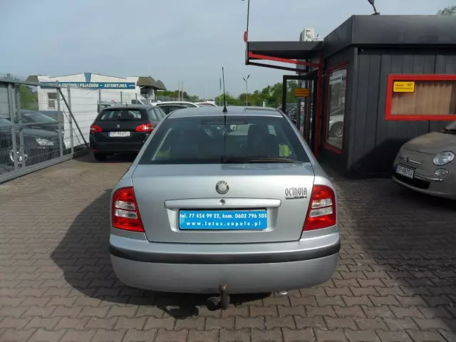 SKODA Octavia 