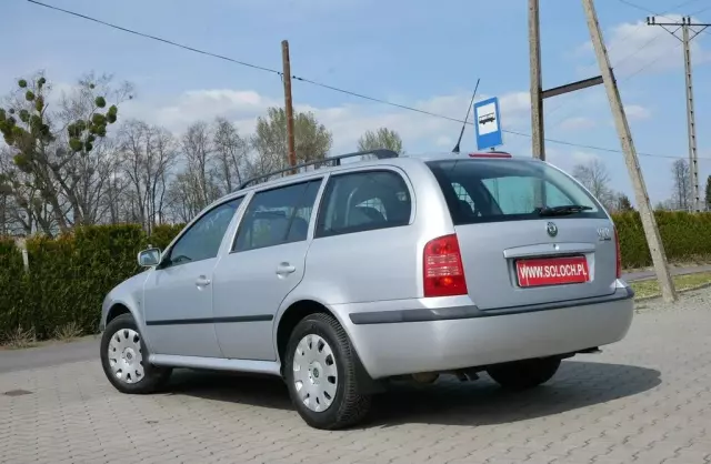 SKODA Octavia 