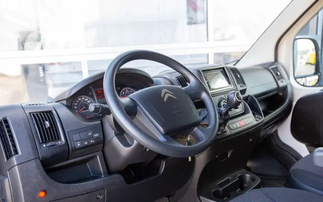 CITROËN Jumper KONTENER + WINDA dHollandia 750kg 