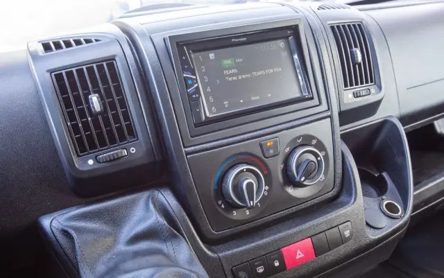 CITROËN Jumper KONTENER + WINDA dHollandia 750kg 