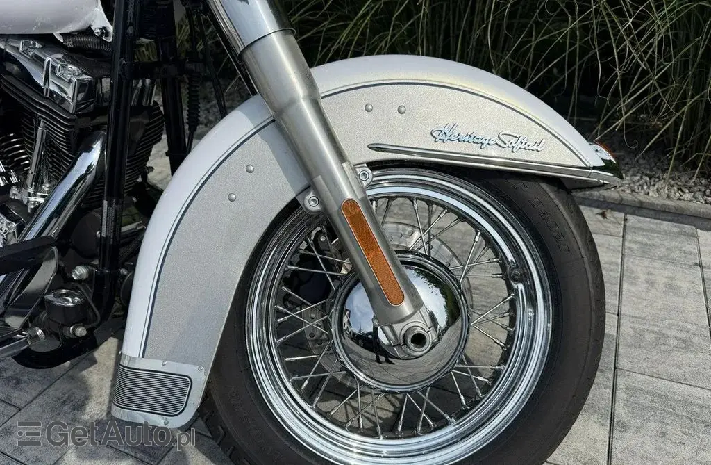 HARLEY-DAVIDSON Softail 