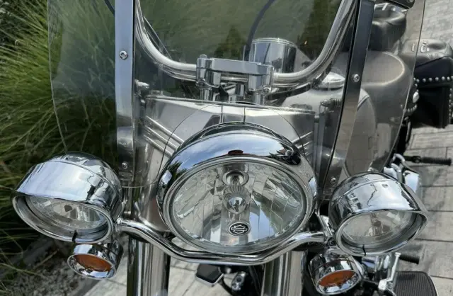 HARLEY-DAVIDSON Softail 