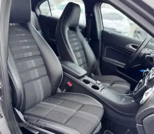 MERCEDES-BENZ Klasa A 