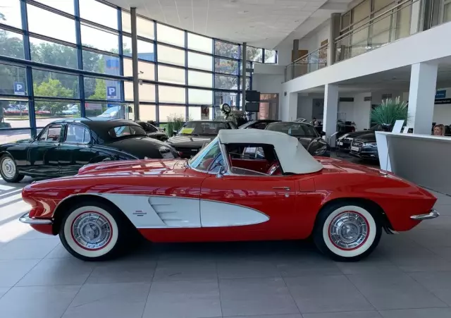 CHEVROLET Corvette 