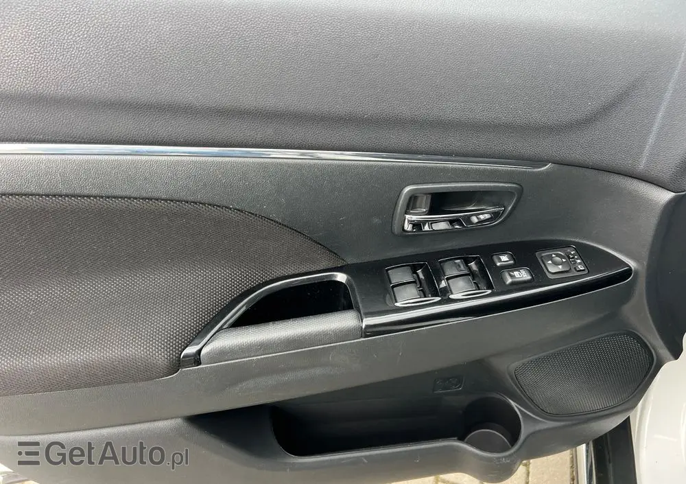 PEUGEOT 4008 HDI FAP 150 Stop & Start Allure