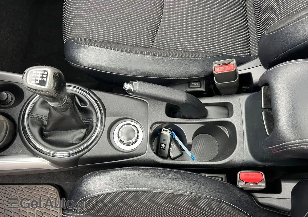 PEUGEOT 4008 HDI FAP 150 Stop & Start Allure