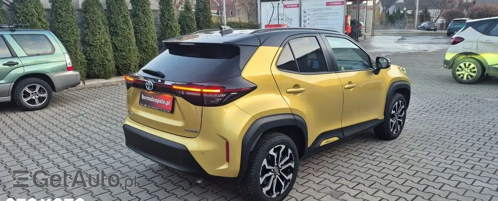 TOYOTA Yaris Cross 