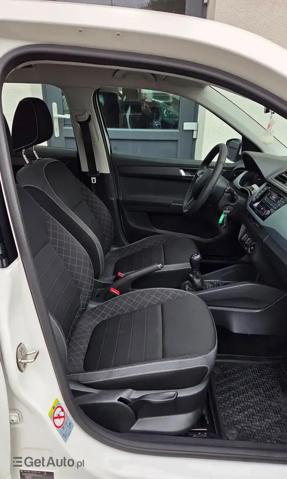 SKODA Fabia 1.0 Ambition