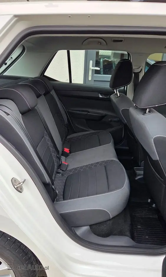 SKODA Fabia 1.0 Ambition