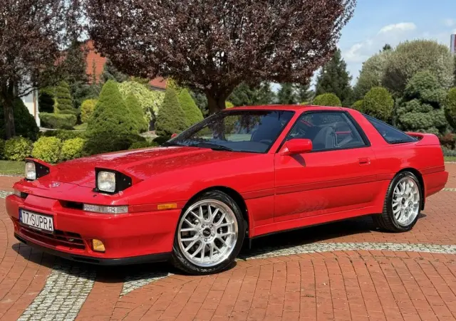 TOYOTA Supra 3.0 Turbo