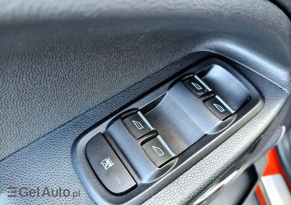 FORD EcoSport 1.0 EcoBoost TITANIUM