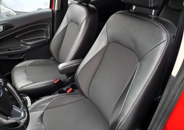 FORD EcoSport 1.0 EcoBoost TITANIUM