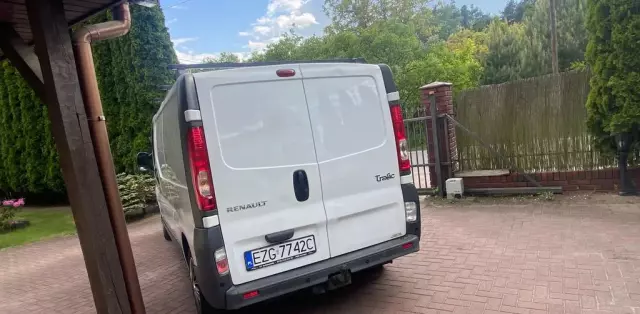 RENAULT Trafic 
