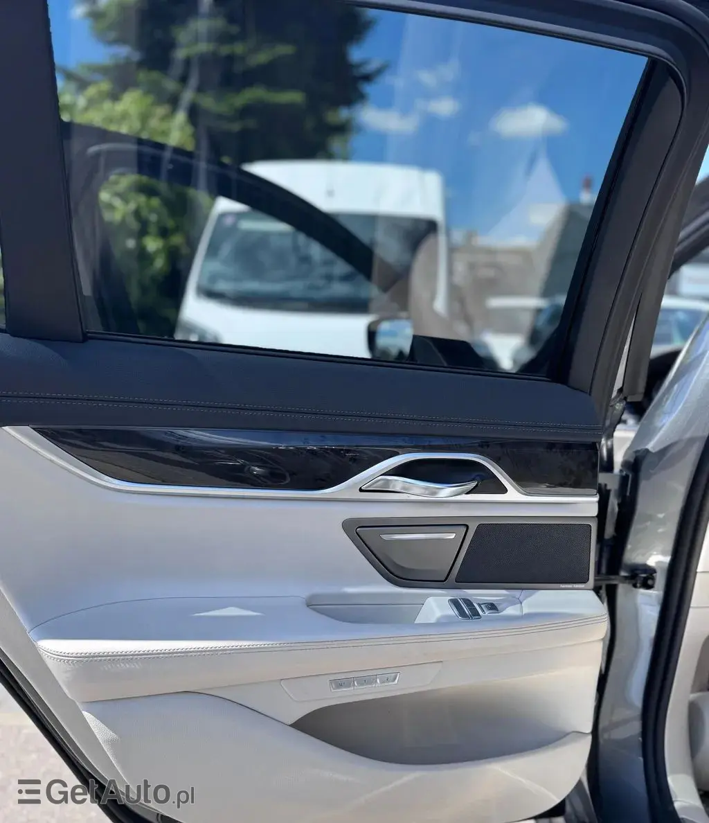 BMW Seria 7 