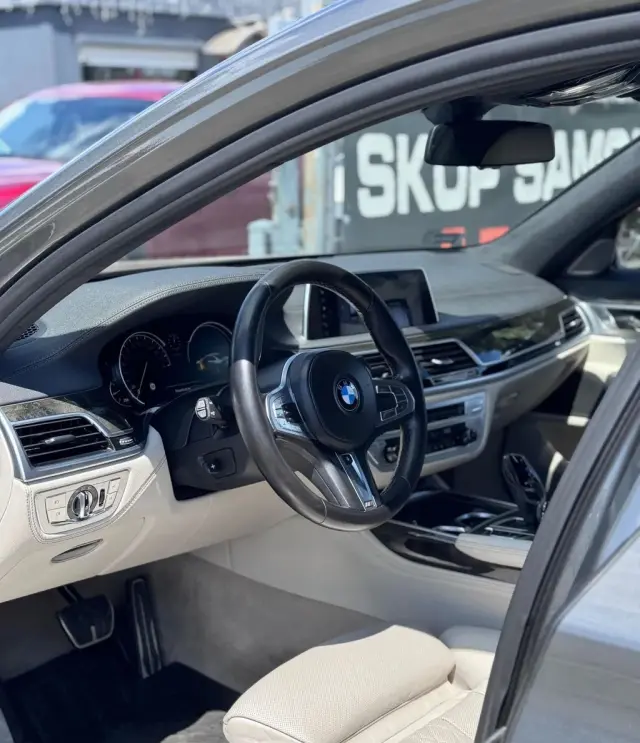 BMW Seria 7 