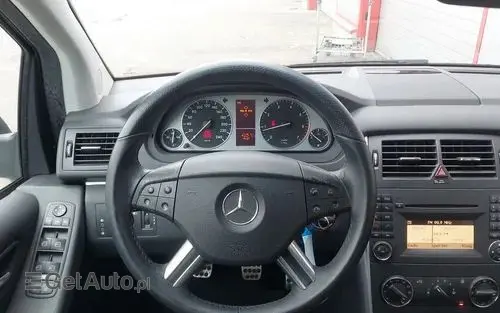 MERCEDES-BENZ Klasa B 