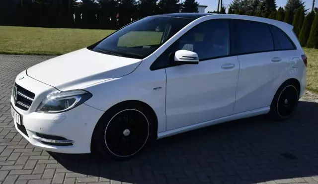 MERCEDES-BENZ Klasa B 