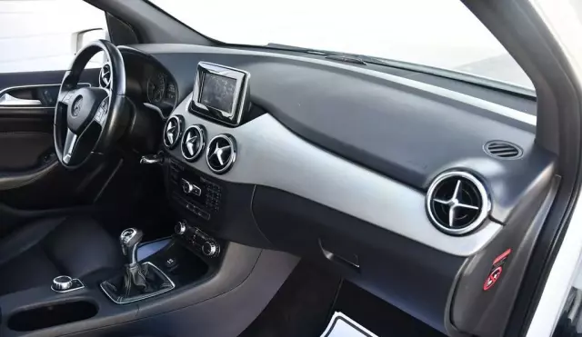 MERCEDES-BENZ Klasa B 