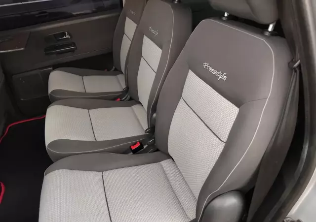 VOLKSWAGEN Sharan 2.0 TDI Freestyle