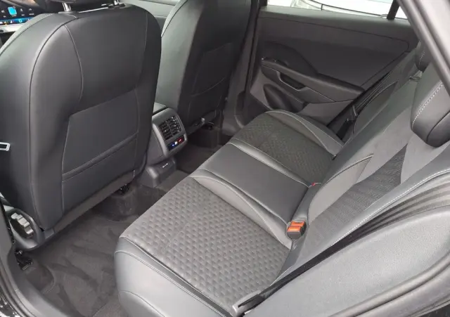 VOLKSWAGEN T-Roc 1.5 TSI R-Line DSG