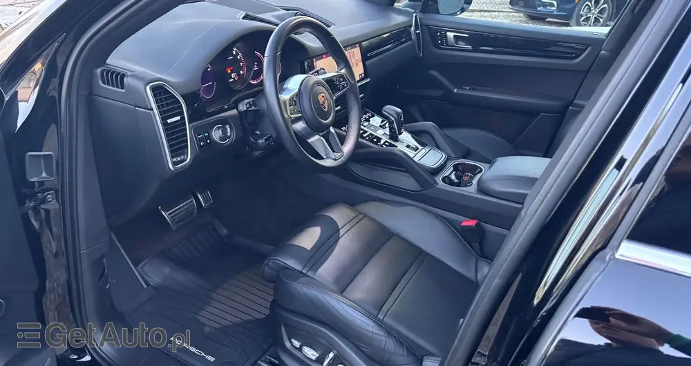 PORSCHE Cayenne S Platinum Edition