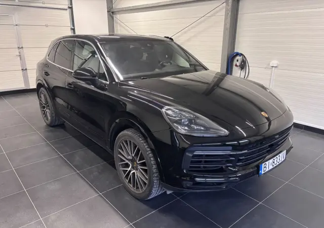 PORSCHE Cayenne S Platinum Edition