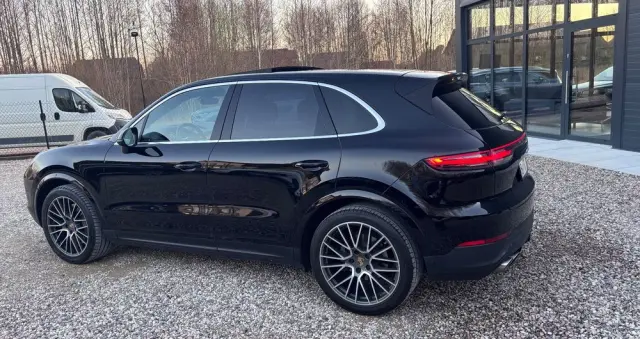 PORSCHE Cayenne S Platinum Edition