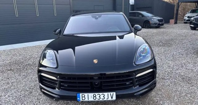 PORSCHE Cayenne S Platinum Edition