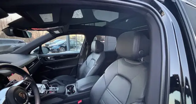 PORSCHE Cayenne S Platinum Edition