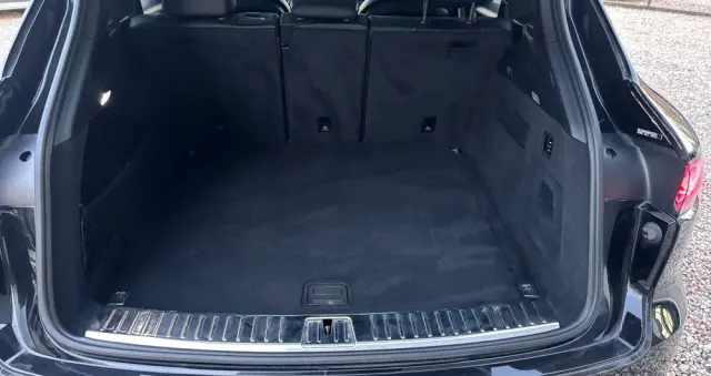 PORSCHE Cayenne S Platinum Edition