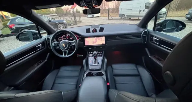 PORSCHE Cayenne S Platinum Edition