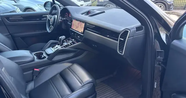 PORSCHE Cayenne S Platinum Edition