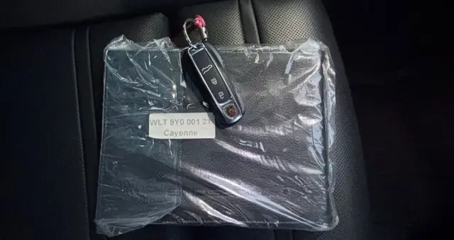 PORSCHE Cayenne S Platinum Edition