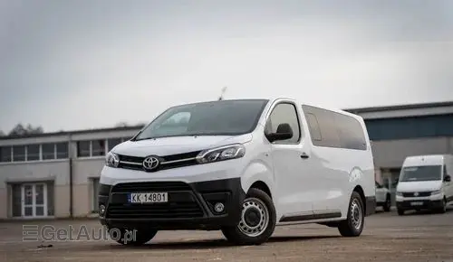 TOYOTA Proace 