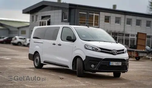 TOYOTA Proace 