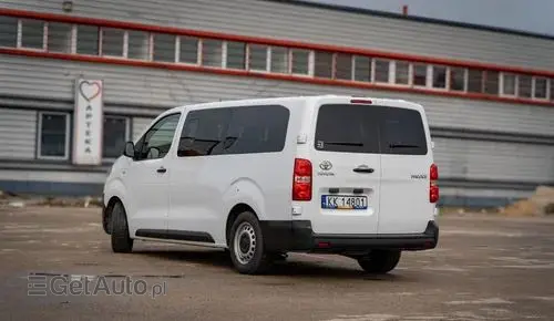 TOYOTA Proace 
