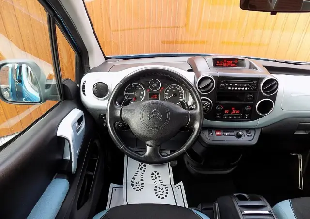 CITROËN Berlingo Multispace e-HDi 90 FAP EGS6 Exclusive