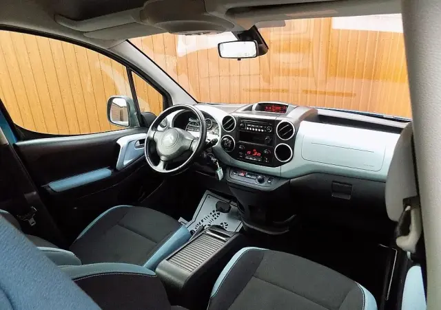 CITROËN Berlingo Multispace e-HDi 90 FAP EGS6 Exclusive