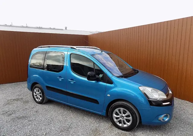 CITROËN Berlingo Multispace e-HDi 90 FAP EGS6 Exclusive