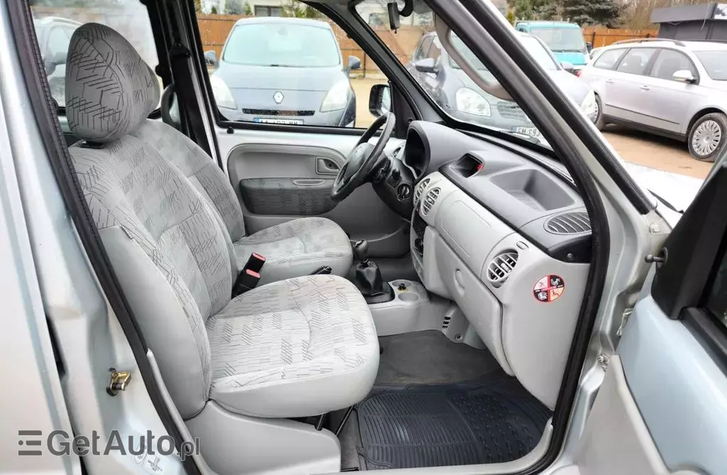 RENAULT Kangoo 