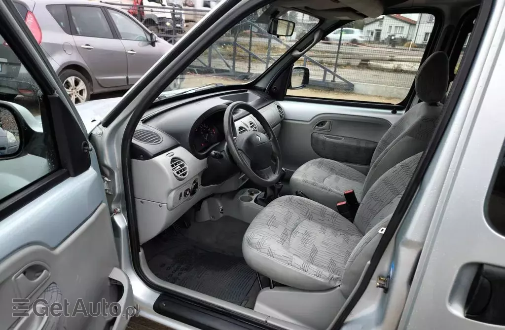 RENAULT Kangoo 