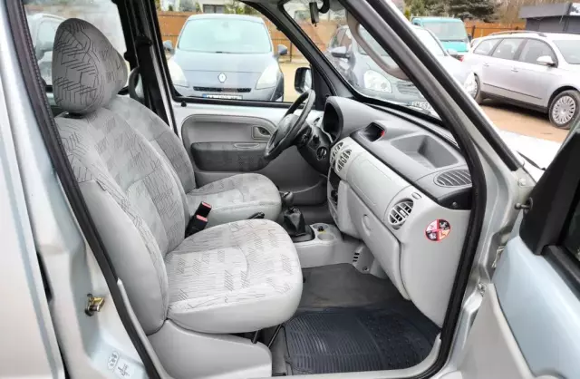 RENAULT Kangoo 