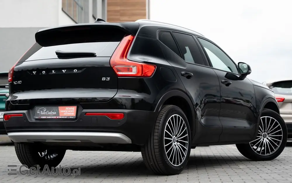 VOLVO XC 40 